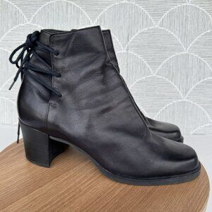 Enzo Angiolini Buttery soft Black Leather Lace Up Ankle Boots Block Heels Size 9